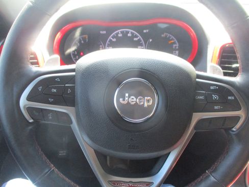 Used 2017 Jeep Grand Cherokee Trailhawk AWD/4WD image 23