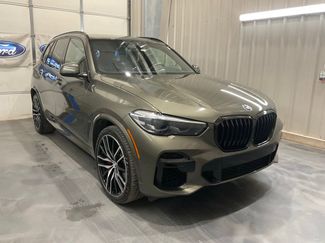 Used 2023 BMW X5 xDrive40i w/ M Sport Package video 1