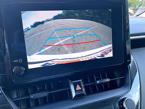 Used 2023 Toyota Corolla LE FWD image 20