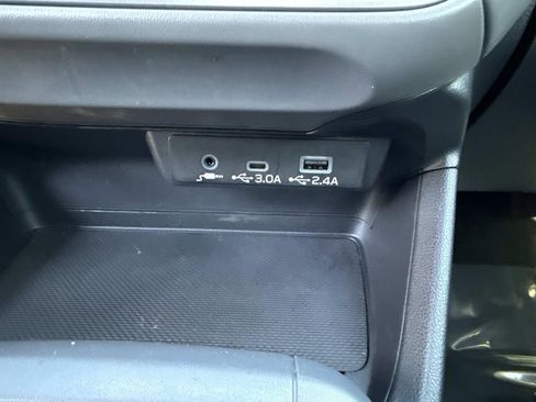 Certified 2025 Subaru Crosstrek 2.0i Premium image 29