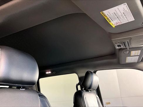 Used 2017 Ford F250 Lariat w/ Lariat Ultimate Package image 14