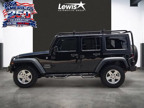 Used 2015 Jeep Wrangler Unlimited Sport w/ Quick Order Package 24S AWD/4WD image 2