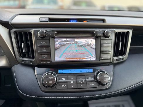 Used 2013 Toyota RAV4 XLE image 41