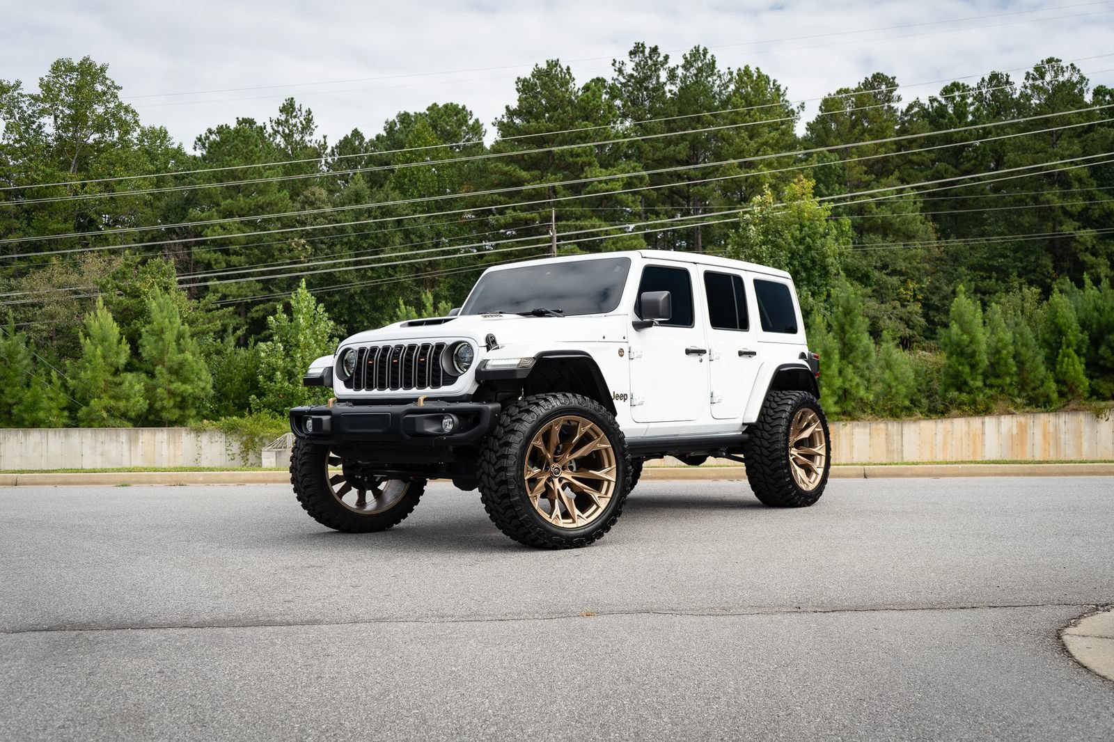 Used 2024 Jeep Wrangler Unlimited Rubicon 392 AWD/4WD image 1