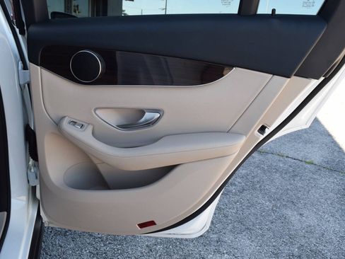 Used 2021 Mercedes-Benz GLC 300 image 67