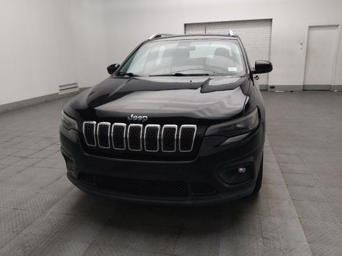 Used 2019 Jeep Cherokee Latitude w/ Cold Weather Group FWD image 15