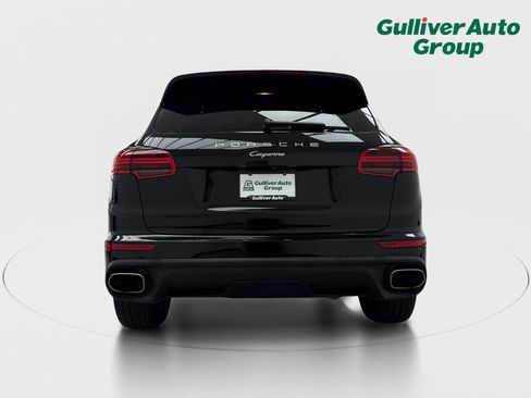 Used 2016 Porsche Cayenne AWD/4WD image 7