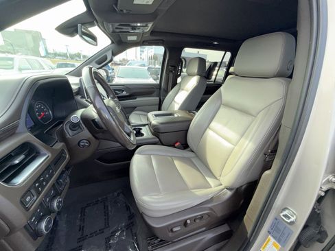 Used 2021 Chevrolet Suburban Z71 w/ Z71 Off-Road Package image 13