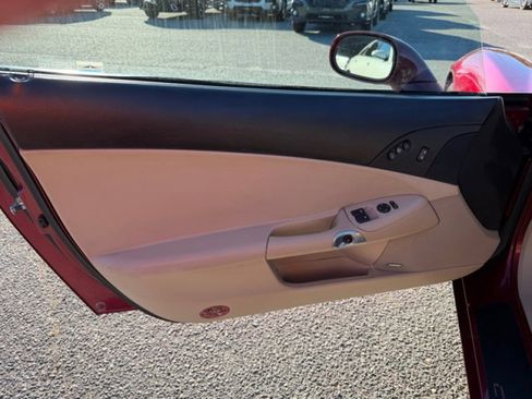 Used 2006 Chevrolet Corvette Convertible w/ Preferred Equipment Group image 18