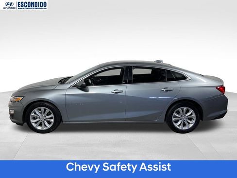 Used 2024 Chevrolet Malibu LT FWD image 3