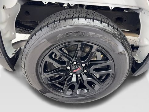 Used 2024 GMC Sierra 1500 Elevation w/ LPO, Elevation Black Package RWD image 78