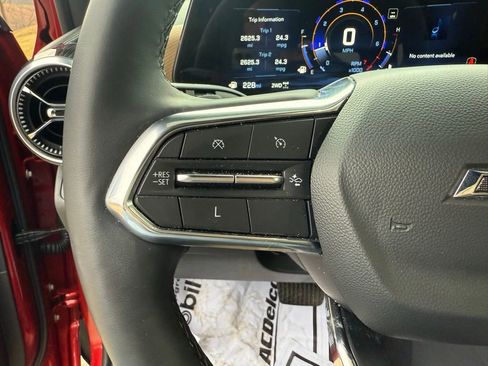 Used 2025 Chevrolet Equinox ACTIV image 32