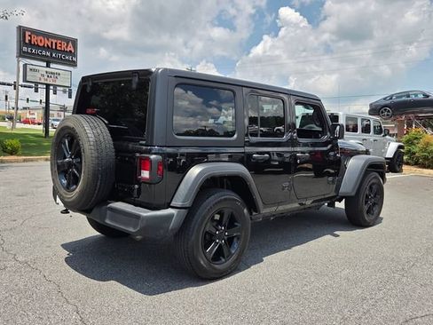 Used 2022 Jeep Wrangler Unlimited Sport AWD/4WD image 9