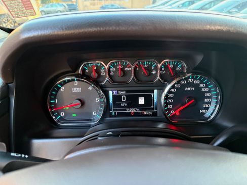 Used 2018 Chevrolet Suburban LT image 42