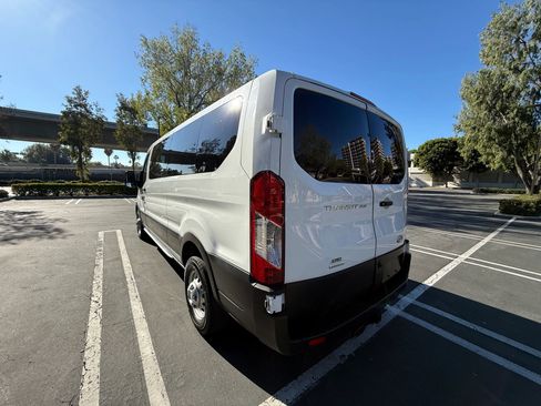 Used 2023 Ford Transit 350 XL image 3