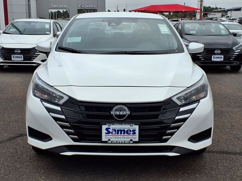 New 2025 Nissan Versa SV w/ Trunk Package image 2