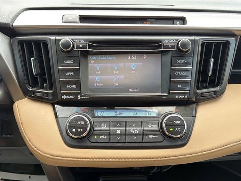 Used 2016 Toyota RAV4 XLE AWD/4WD image 23