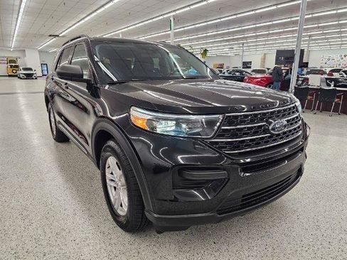 Used 2020 Ford Explorer XLT AWD/4WD image 4