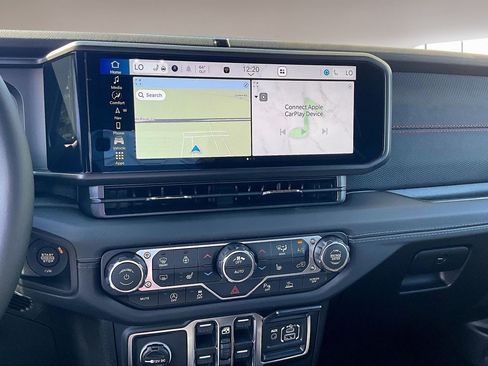 New 2026 Jeep Wrangler Unlimited Rubicon w/ Xtreme 35 Tire Package image 6