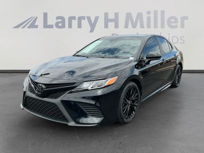 Used 2020 Toyota Camry SE w/ Carpet Mat Package