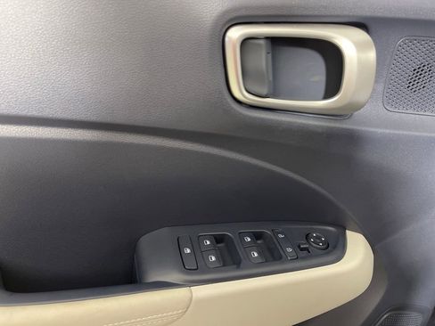 New 2026 Hyundai Venue SEL image 24