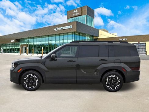 Used 2025 Hyundai Santa Fe SEL image 9