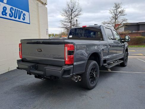 New 2026 Ford F250 Lariat w/ Black Appearance Package AWD/4WD image 6