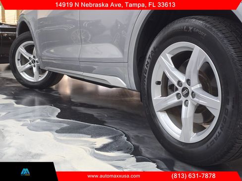 Used 2021 Audi Q5 2.0T Premium w/ Convenience Package AWD/4WD image 4