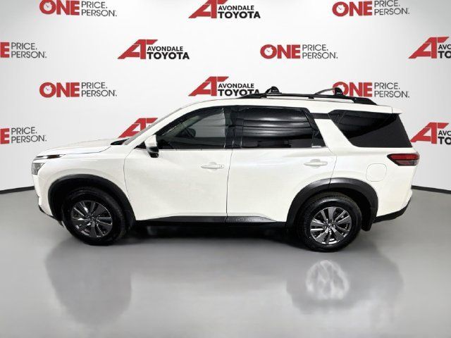 Used 2023 Nissan Pathfinder SV w/ SV Premium Package AWD/4WD image 4