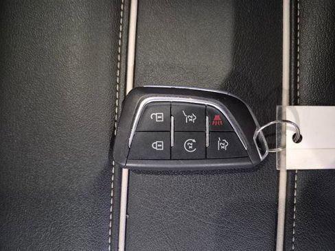 Used 2021 Cadillac Escalade Premium Luxury w/ LPO, Radiant Package AWD/4WD image 27