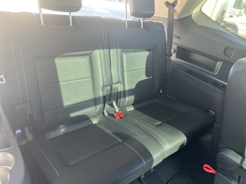 Certified 2023 Volkswagen Atlas SE image 31