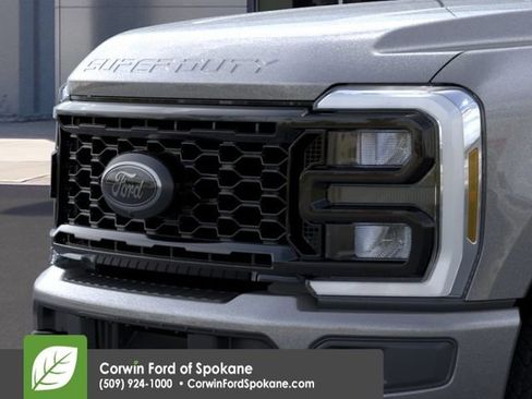 New 2026 Ford F350 XLT w/ XLT Premium Package AWD/4WD image 17