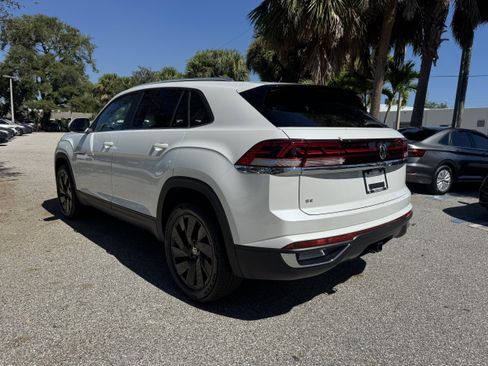 New 2026 Volkswagen Atlas Cross Sport SE image 5