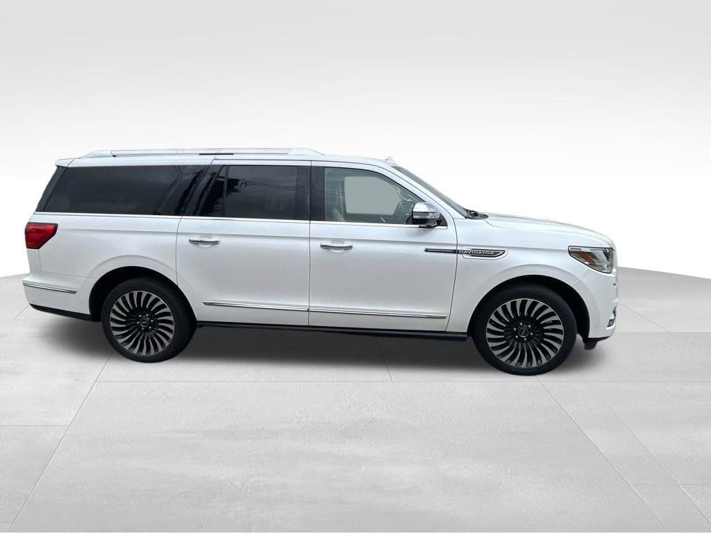 Used 2019 Lincoln Navigator L Black Label AWD/4WD image 18