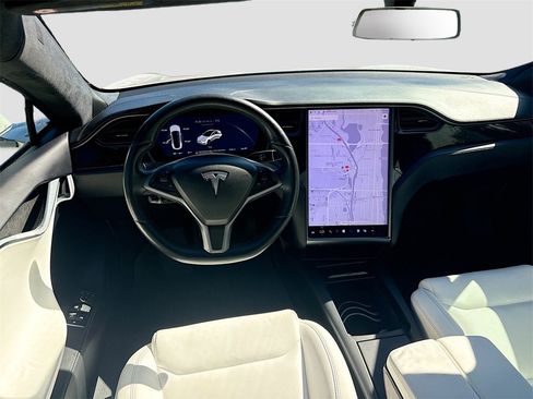 Used 2021 Tesla Model S Long Range Plus image 23