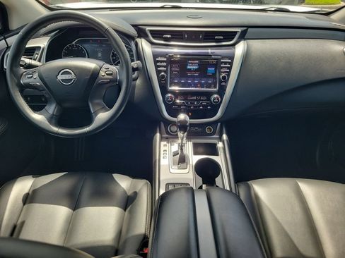 Used 2023 Nissan Murano SV FWD image 13