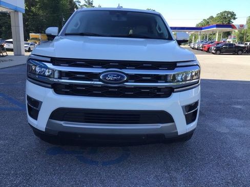 Used 2024 Ford Expedition Limited RWD image 8