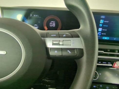 Certified 2025 Hyundai Santa Cruz SEL AWD/4WD image 28