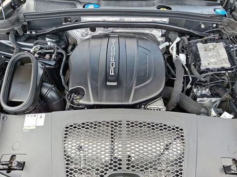 Used 2021 Porsche Macan image 37