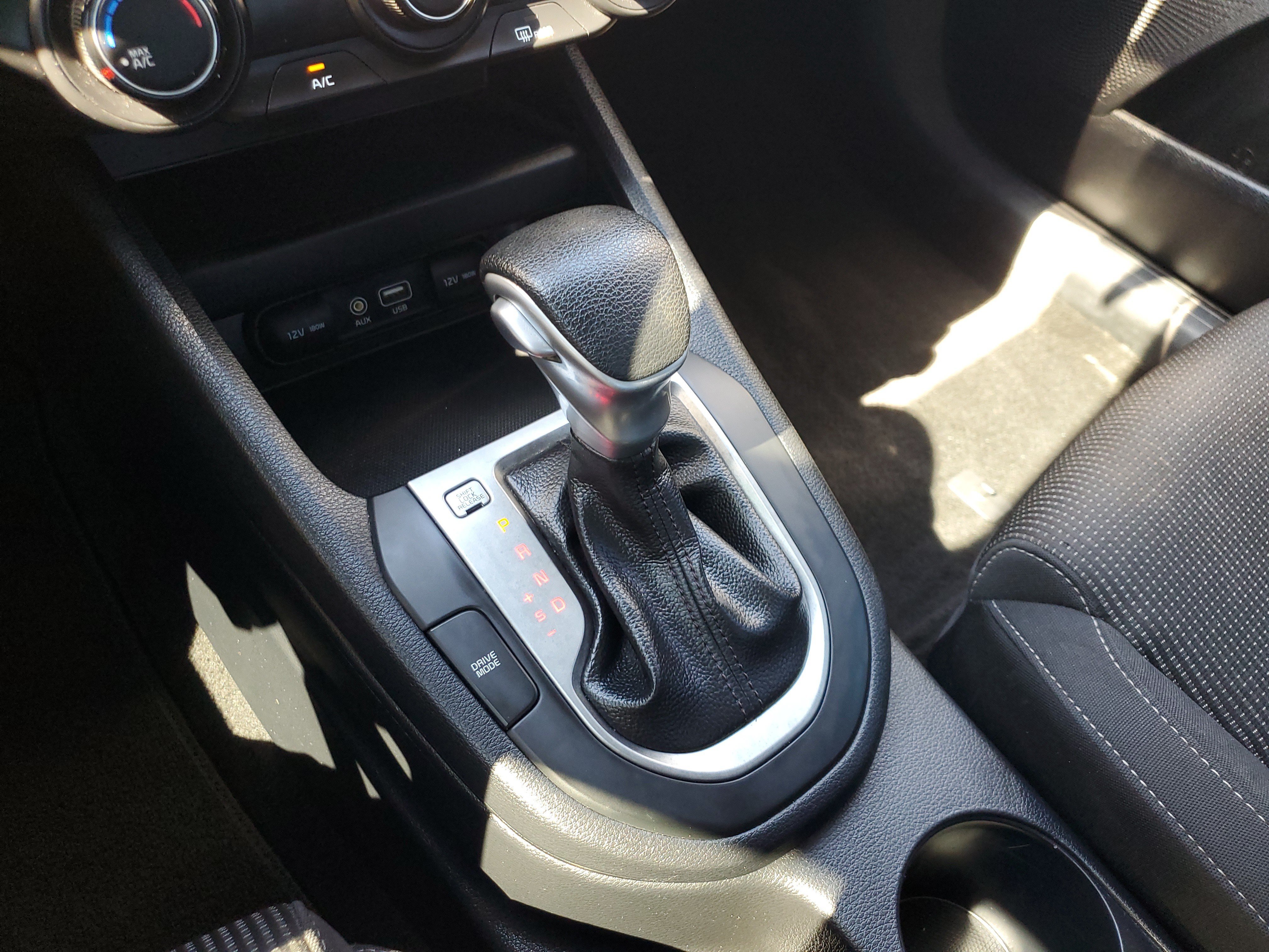 Used 2020 Kia Forte LXS FWD image 22