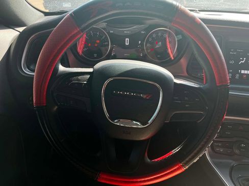 Used 2019 Dodge Challenger SXT RWD image 20