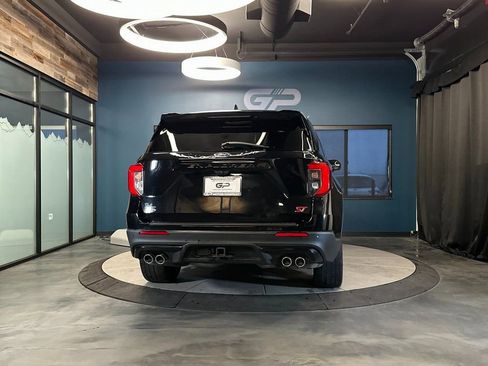 Used 2021 Ford Explorer ST w/ Equipment Group 401A image 4