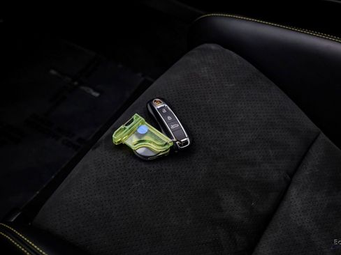 Used 2022 Porsche 911 GT3 image 88