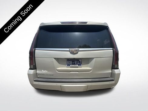 Used 2015 Cadillac Escalade ESV Premium RWD image 6