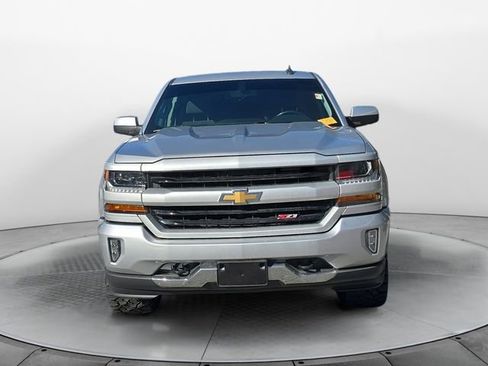 Used 2018 Chevrolet Silverado 1500 LT w/ All Star Edition image 6