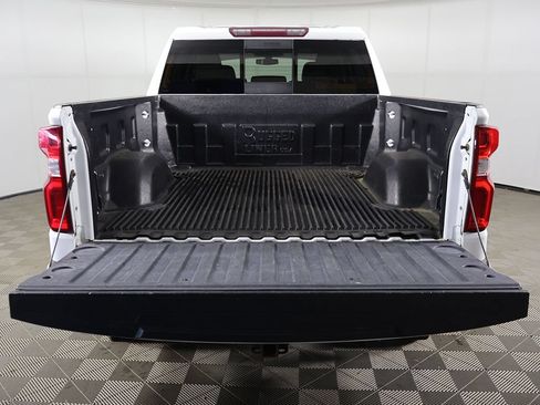 Used 2020 Chevrolet Silverado 1500 RST AWD/4WD image 15