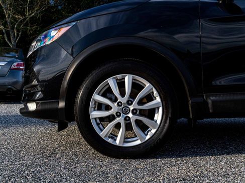 Used 2020 Nissan Rogue Sport SV w/ All-Weather Package AWD/4WD image 10
