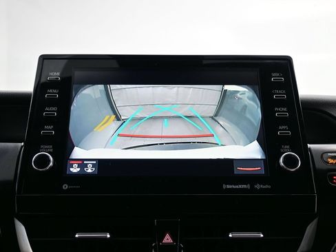 Used 2024 Toyota Camry SE w/ Audio Upgrade Package FWD image 19