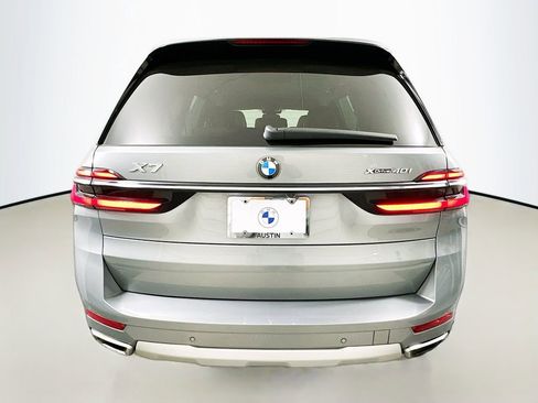 Certified 2024 BMW X7 xDrive40i image 6