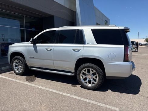 Used 2015 GMC Yukon SLE RWD image 2
